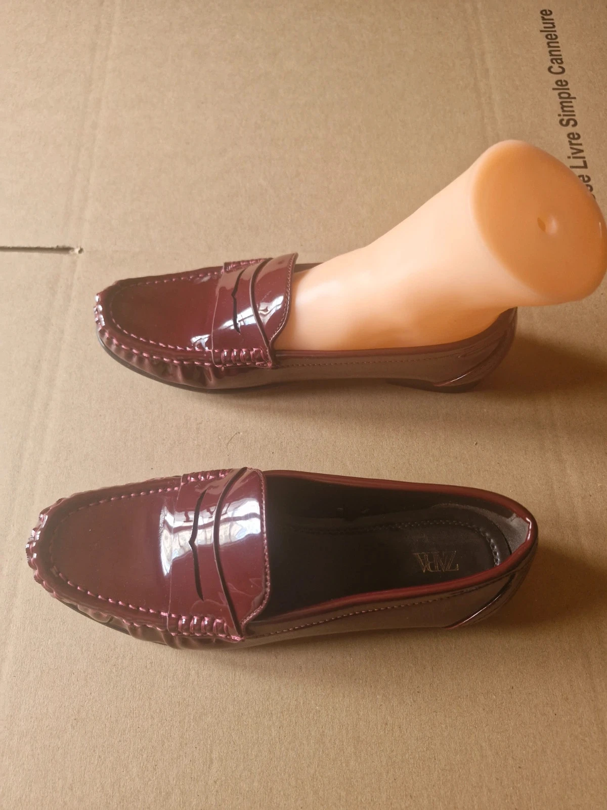 Mocasines de charol Zara burdeos – Talla 36 – photo 3